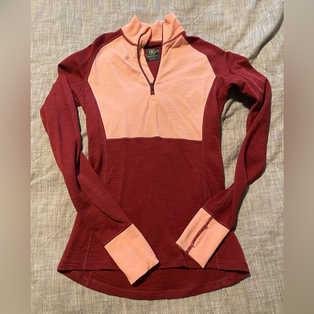 Womens Backcountry base-layer. Size small. Wool